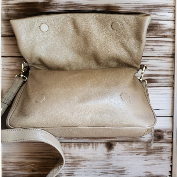 ❌JUNE BUYER APPRECIATION❌ Tory Burch 2 Way Clutch/Crossbody Bag - Picture 4 of 7